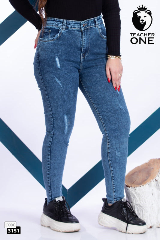 بنطلون ضيق بخصر عالٍ